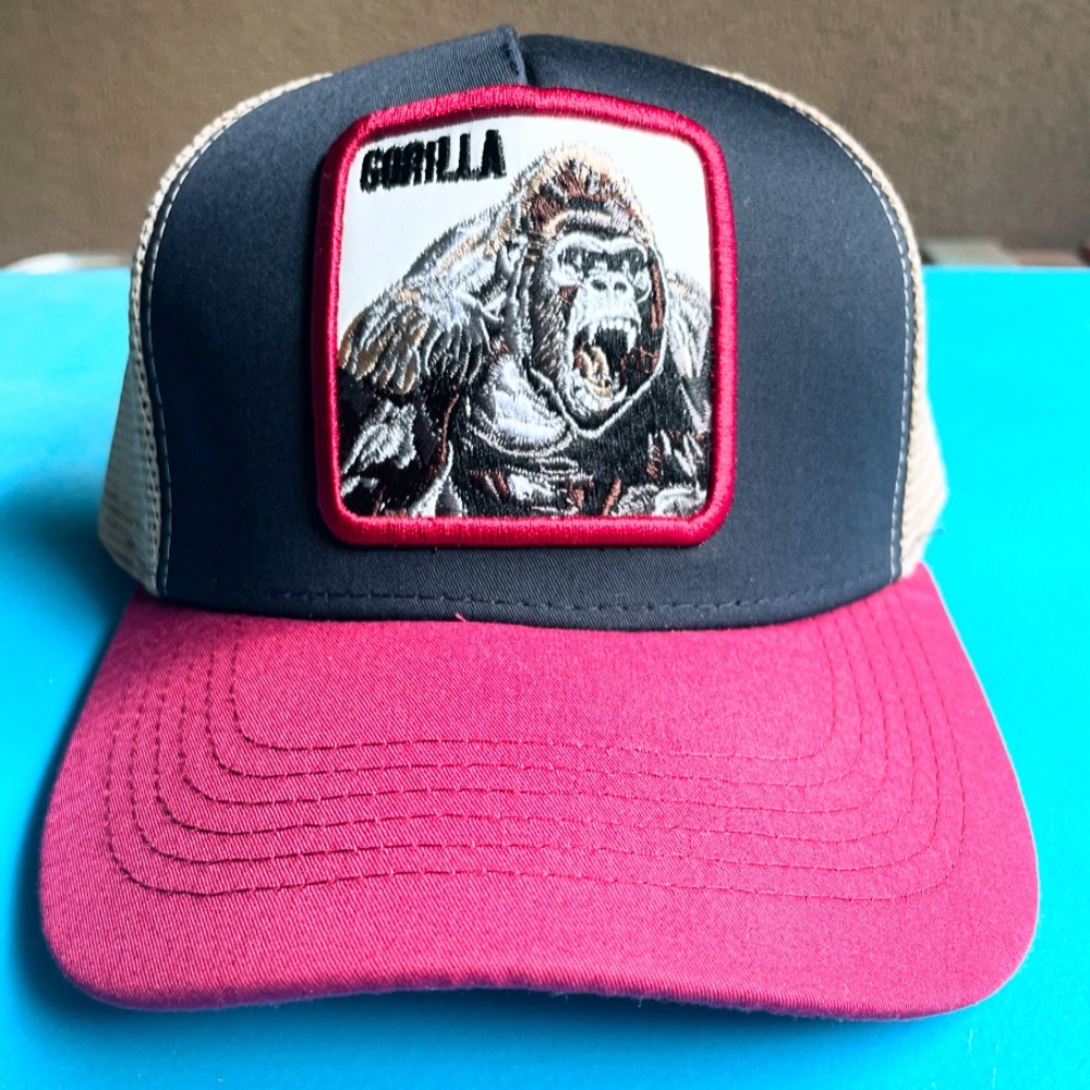 Gorilla trucker cap